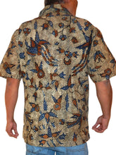 Load image into Gallery viewer, Wayang Bird and Leaf Men&#39;s Batik Shirt
